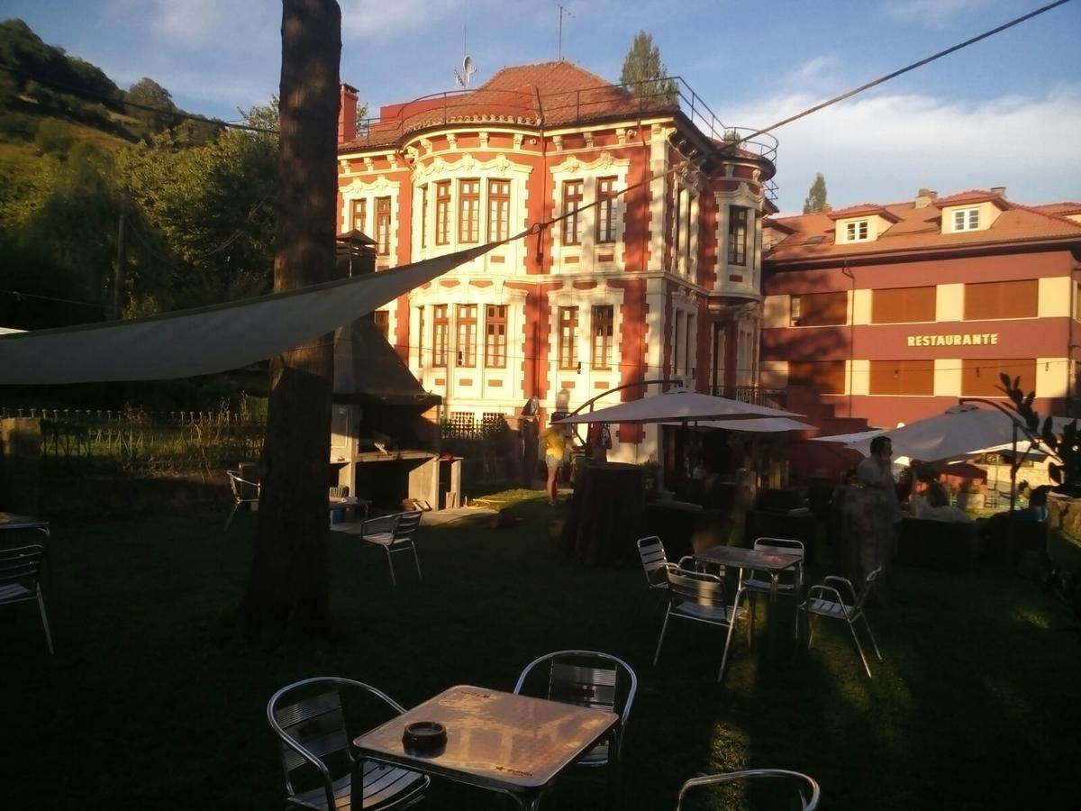 Hotel Restaurante Parador De 펠레초사 외부 사진
